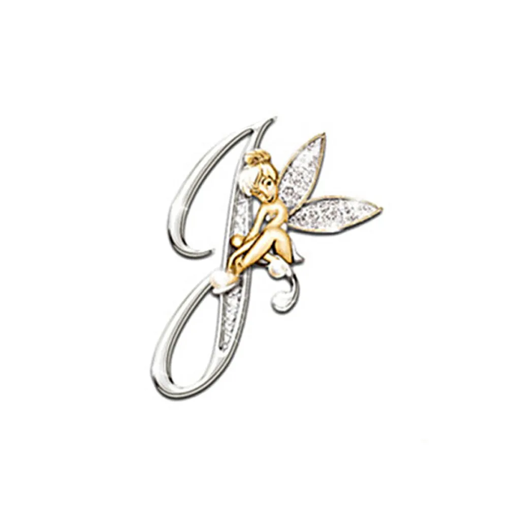 Broche grandes lettres en forme de lettre J avec fée dorée et ailes argentées ornées de strass
