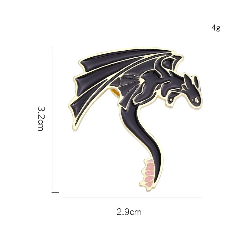 Pin's Double Dragon noir en métal émaillé avec détails roses, vue de face, dimensions 3,2 cm sur 2,9 cm