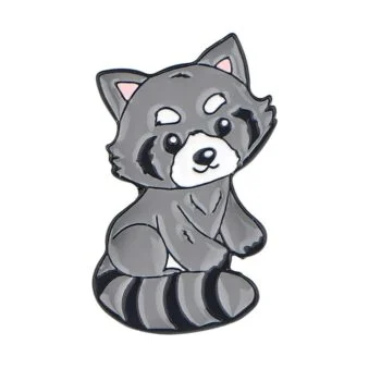 Pin's raton laveur gris en métal avec détail soigné et finition élégante