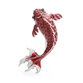 Broche Carpe Rouge en métal émaillé avec détails des écailles et nageoires stylisées